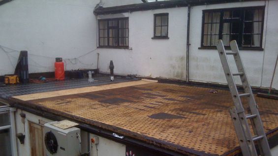 A roof ready to under go maintenance